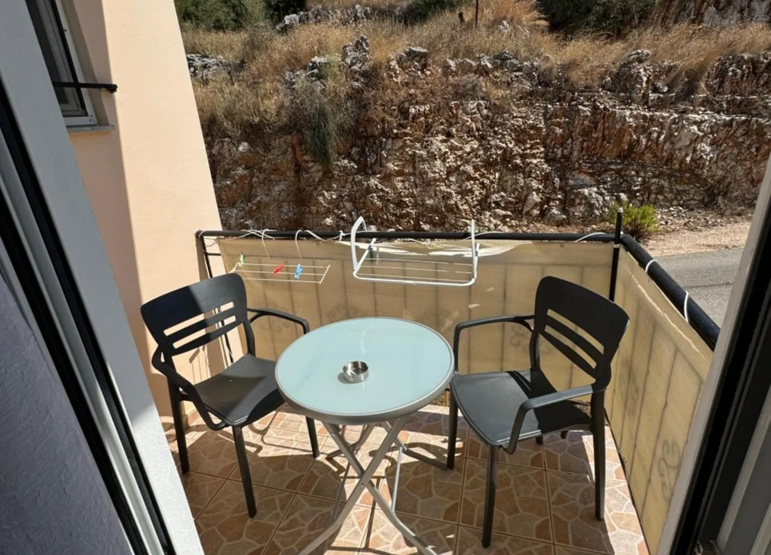Vila Isufi Sarande