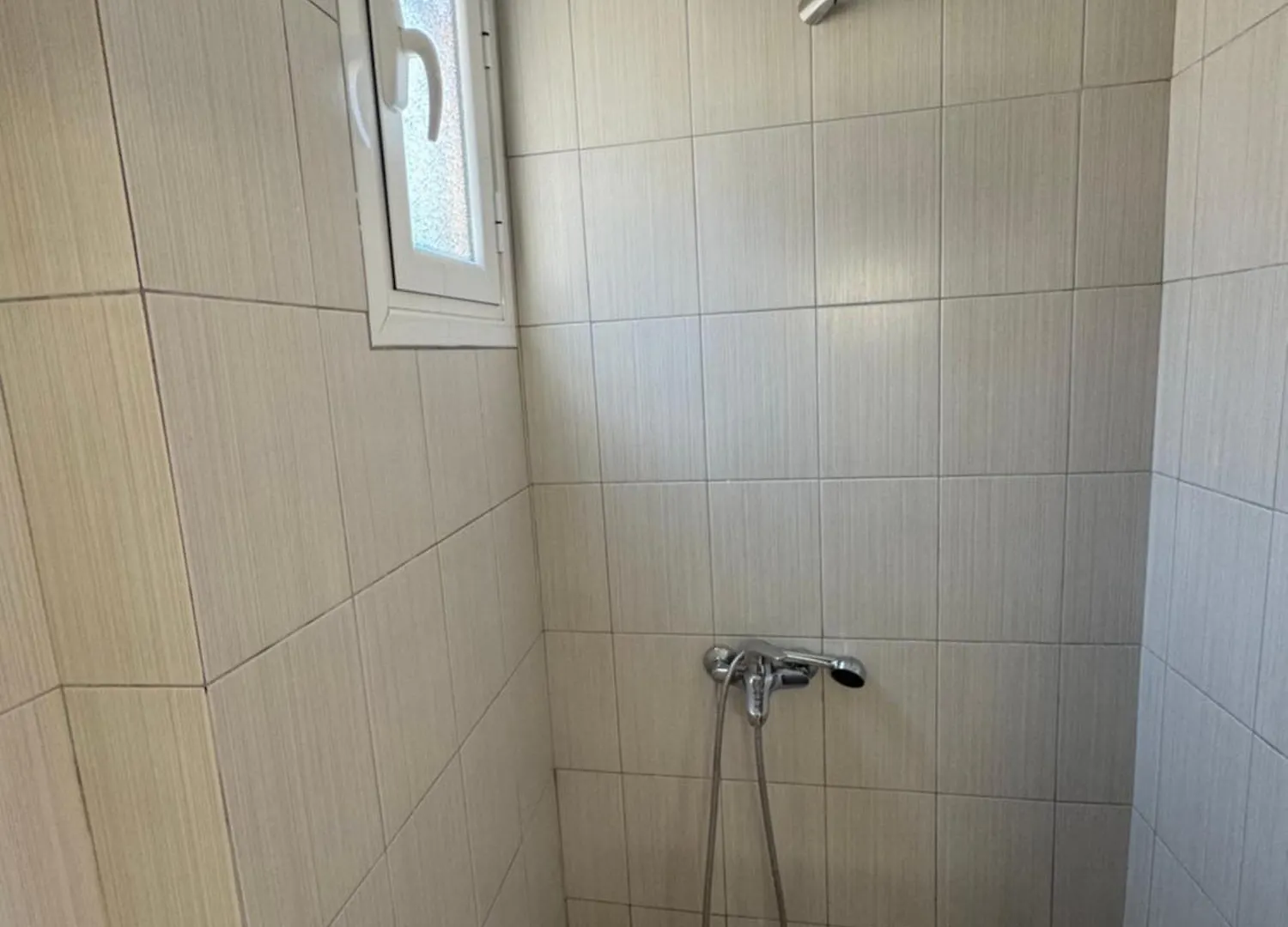 Guest house Vila Isufi Sarande Albania