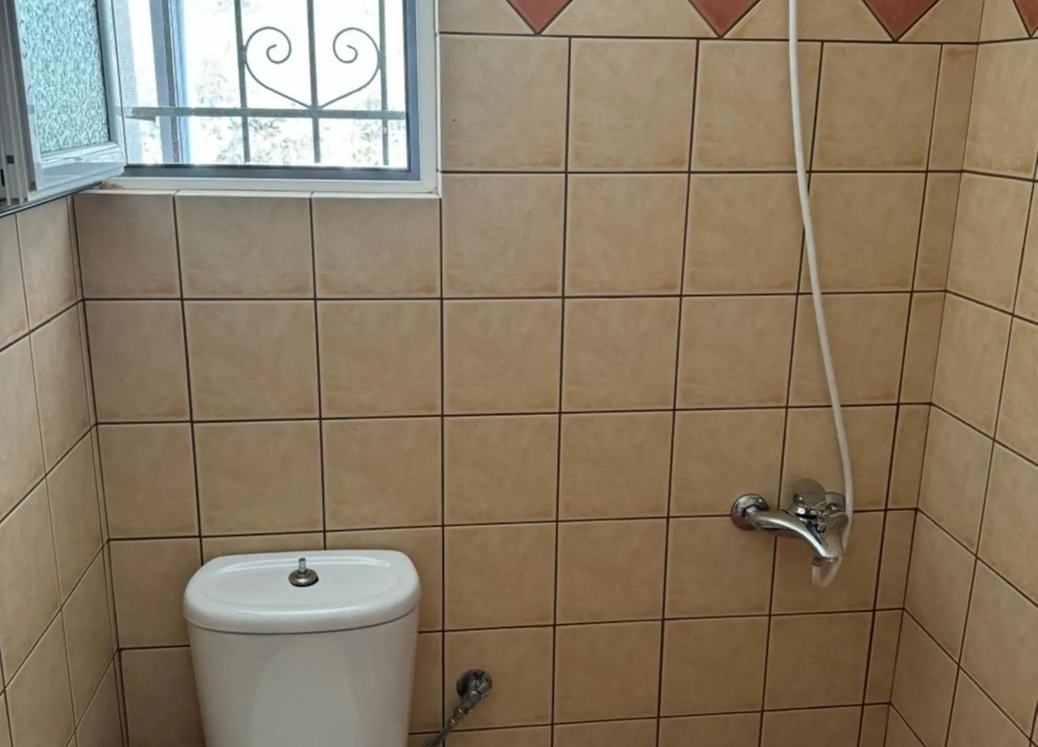 Vila Isufi Sarande Guest house